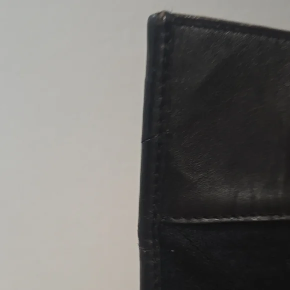 Chanel Black Leather Chain Tote Bag - Picture 5 of 14